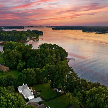 Lakefront Living Mooresville Eksteriør bilde