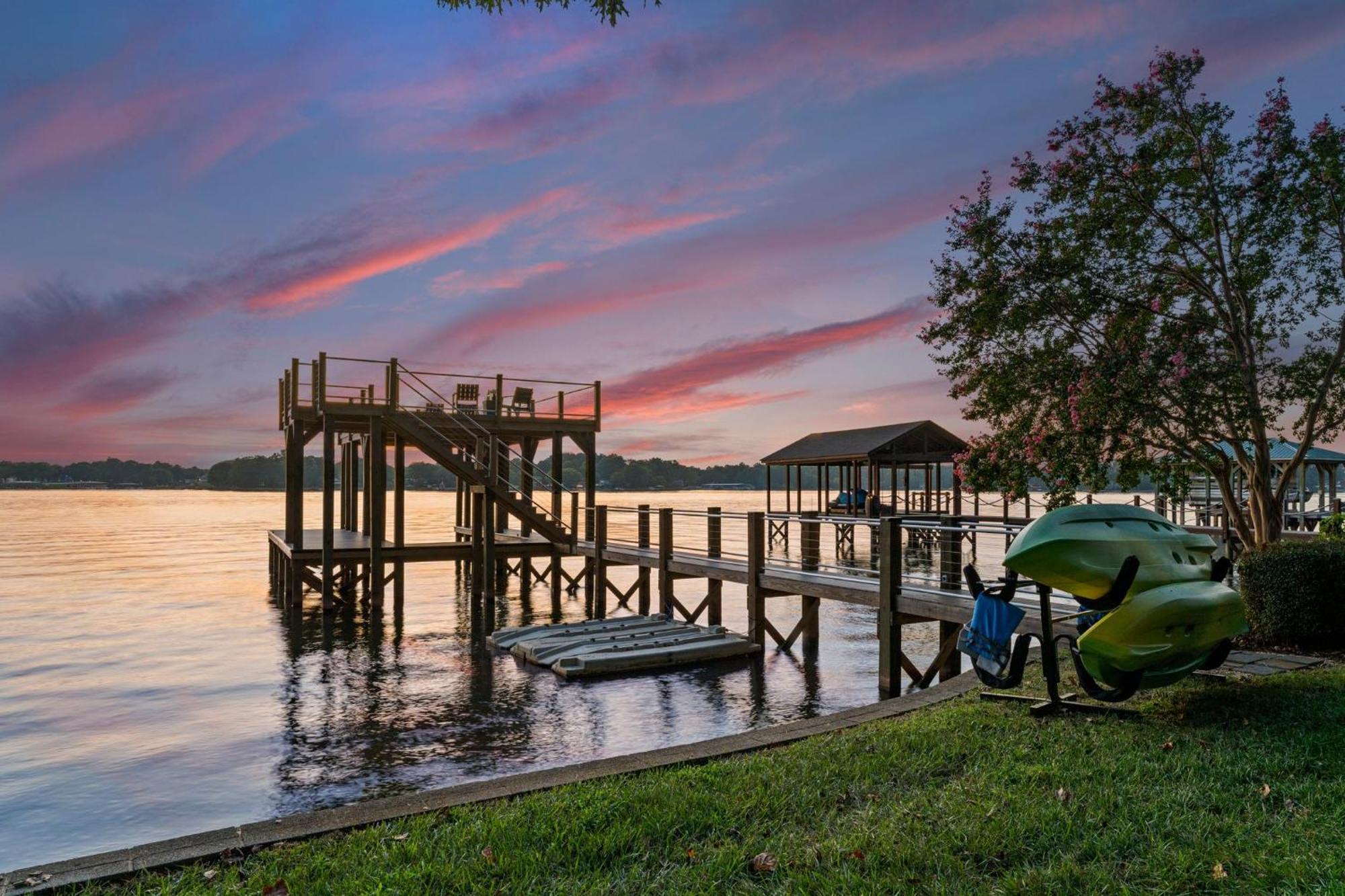 Lakefront Living Mooresville Eksteriør bilde