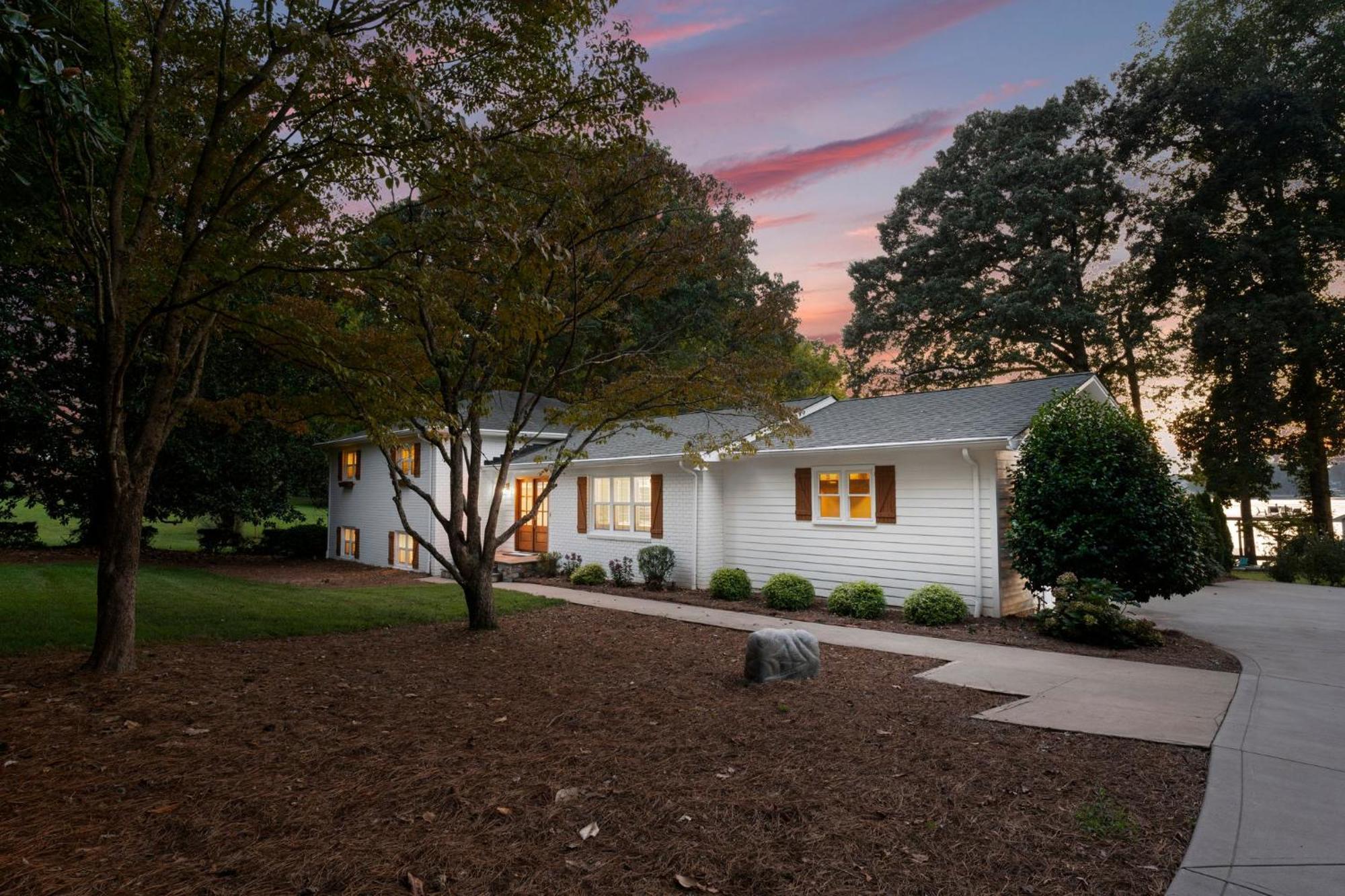 Lakefront Living Mooresville Eksteriør bilde
