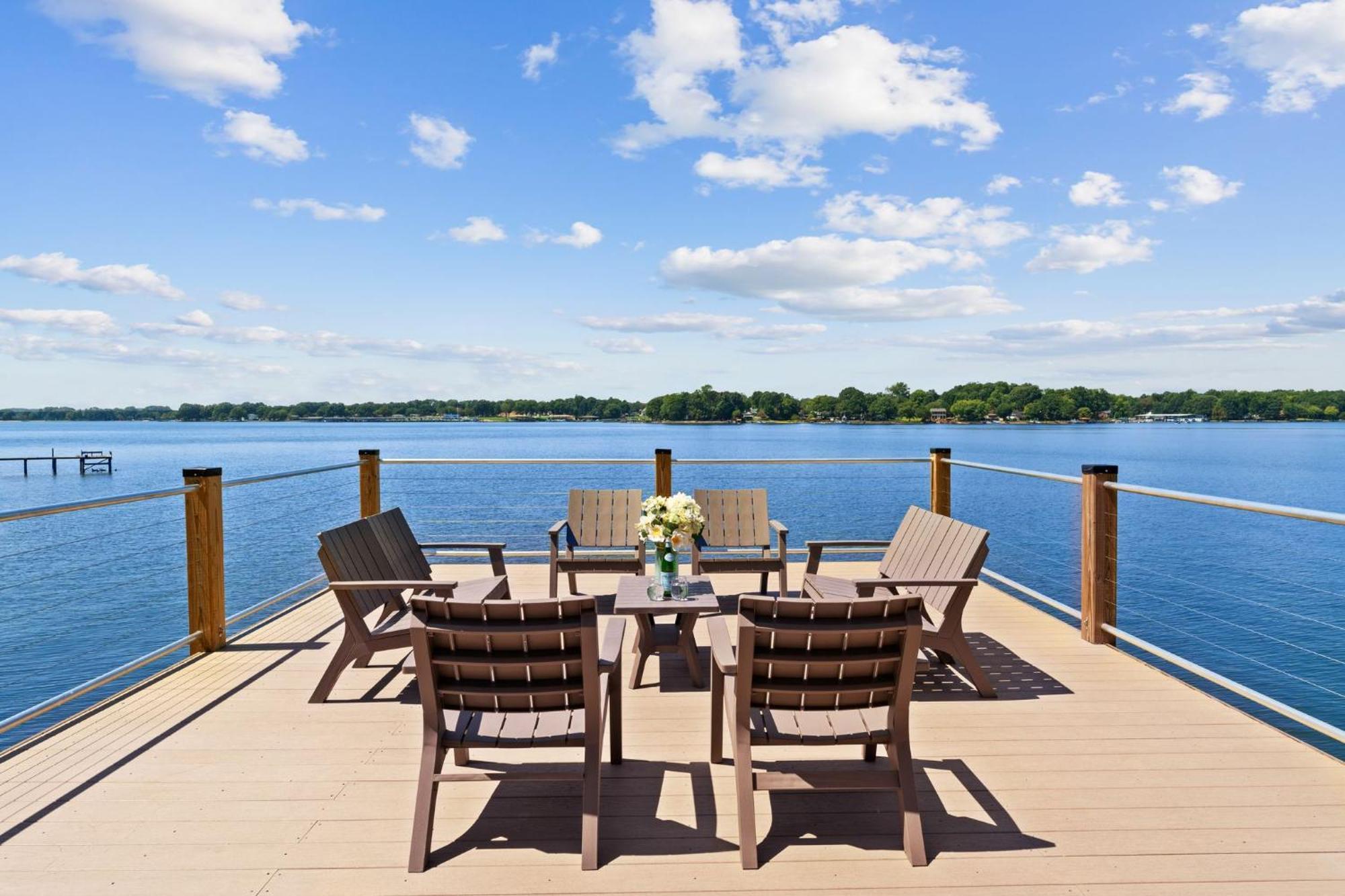 Lakefront Living Mooresville Eksteriør bilde