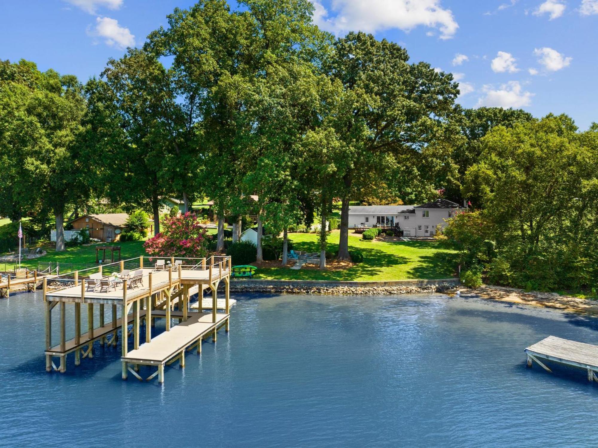 Lakefront Living Mooresville Eksteriør bilde